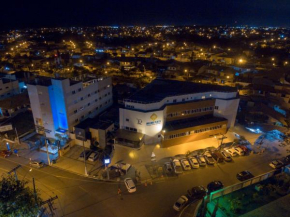 Отель Malibu Plaza Hotel  Лауру-Ди-Фрейтас